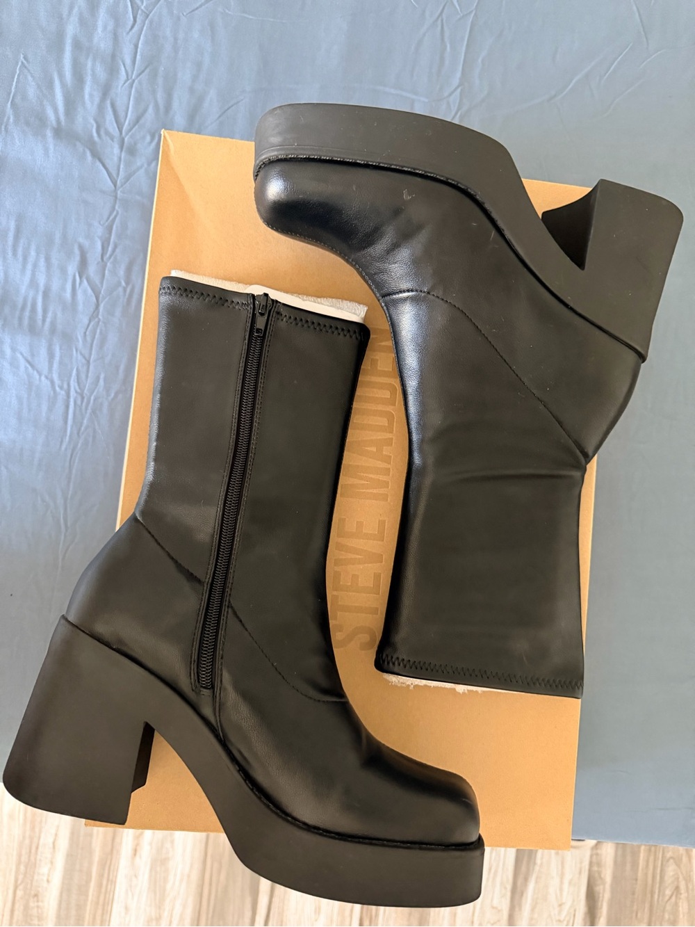 Black Platform Block Heel Women's Boots - Picture 4 of 5
